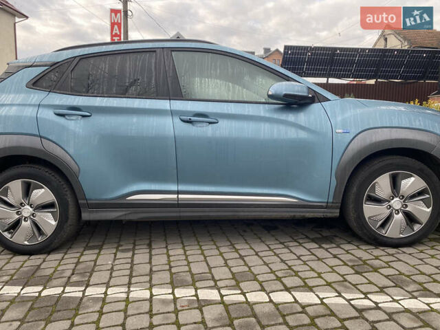 Синий Хендай Kona, объемом двигателя 0 л и пробегом 214 тыс. км за 15990 $, фото 6 на Automoto.ua