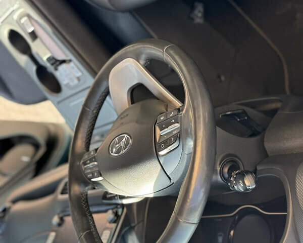 Синий Хендай Kona, объемом двигателя 0 л и пробегом 89 тыс. км за 16999 $, фото 28 на Automoto.ua