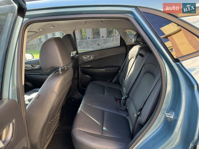 Синий Хендай Kona, объемом двигателя 0 л и пробегом 89 тыс. км за 16999 $, фото 15 на Automoto.ua