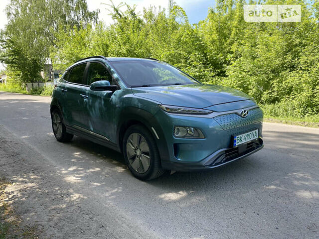 Синий Хендай Kona, объемом двигателя 0 л и пробегом 182 тыс. км за 17500 $, фото 2 на Automoto.ua