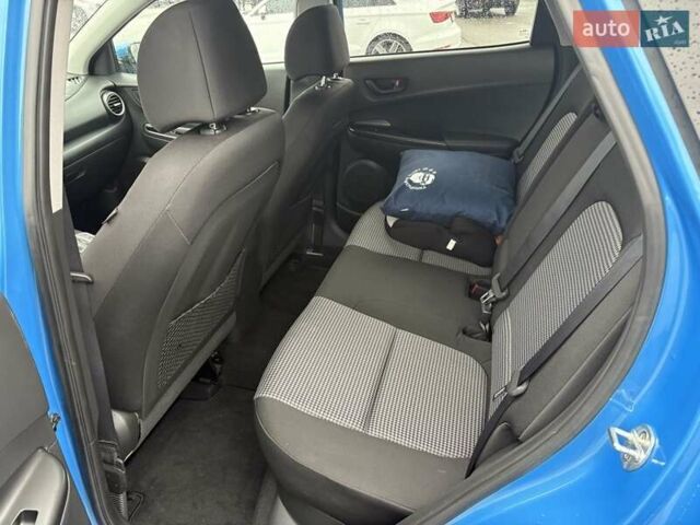 Синий Хендай Kona, объемом двигателя 2 л и пробегом 67 тыс. км за 14400 $, фото 17 на Automoto.ua