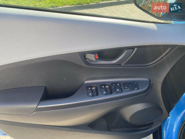 Синій Хендай Kona, об'ємом двигуна 2 л та пробігом 48 тис. км за 14800 $, фото 24 на Automoto.ua