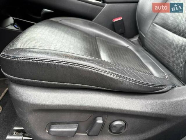 Синий Хендай Kona, объемом двигателя 0 л и пробегом 117 тыс. км за 17490 $, фото 38 на Automoto.ua