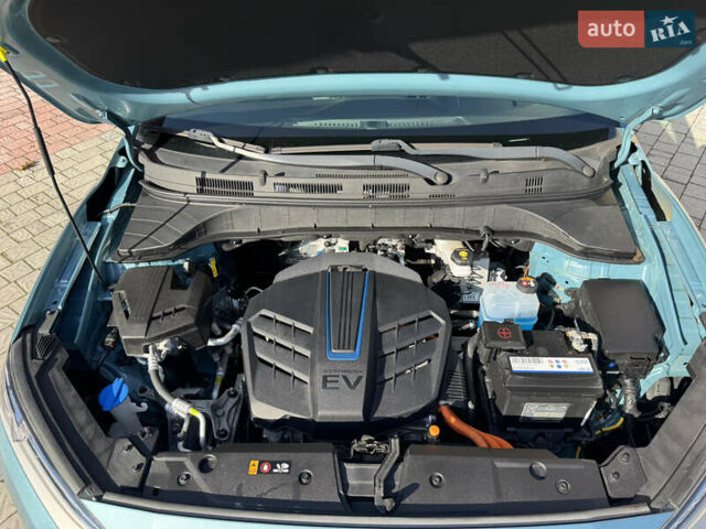 Синий Хендай Kona, объемом двигателя 0 л и пробегом 89 тыс. км за 16999 $, фото 42 на Automoto.ua