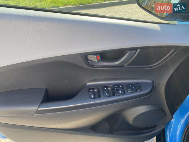Синій Хендай Kona, об'ємом двигуна 2 л та пробігом 48 тис. км за 14800 $, фото 29 на Automoto.ua