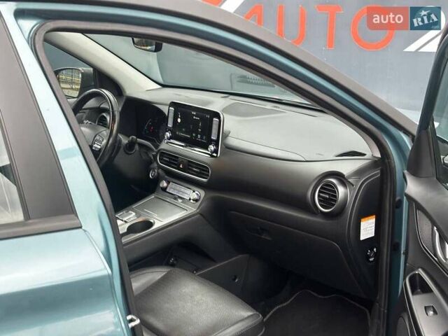 Синий Хендай Kona, объемом двигателя 0 л и пробегом 117 тыс. км за 17490 $, фото 28 на Automoto.ua