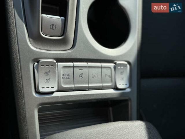 Синий Хендай Kona, объемом двигателя 0 л и пробегом 89 тыс. км за 16999 $, фото 51 на Automoto.ua