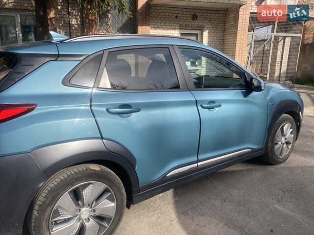 Синій Хендай Kona, об'ємом двигуна 0 л та пробігом 112 тис. км за 18993 $, фото 12 на Automoto.ua