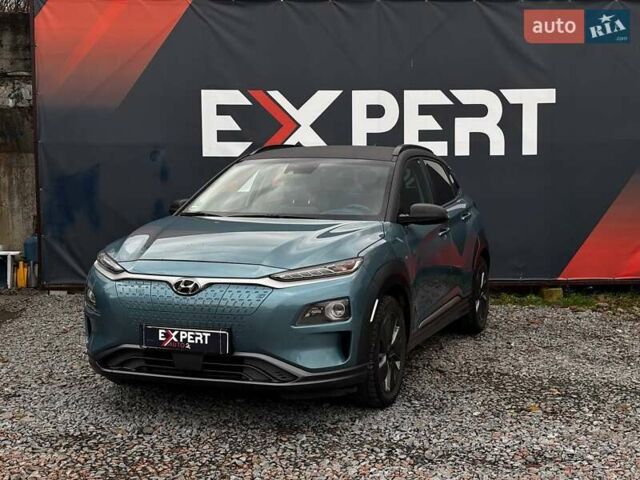 Синий Хендай Kona, объемом двигателя 0 л и пробегом 117 тыс. км за 17490 $, фото 1 на Automoto.ua