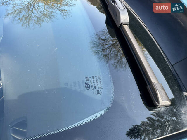 Синий Хендай Kona, объемом двигателя 0 л и пробегом 89 тыс. км за 16999 $, фото 24 на Automoto.ua