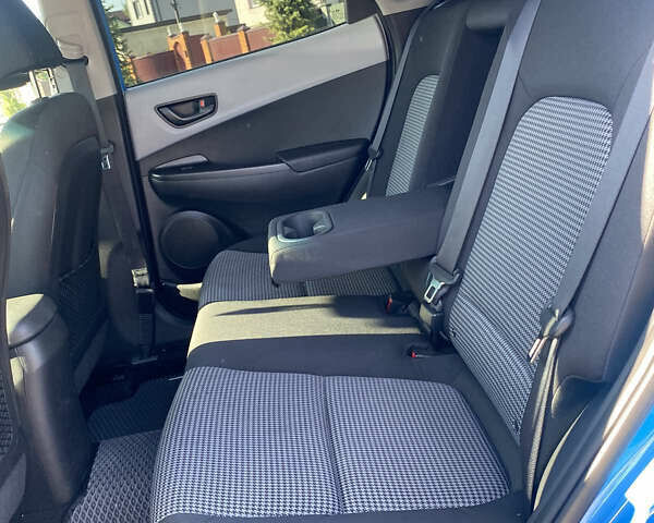 Синій Хендай Kona, об'ємом двигуна 2 л та пробігом 48 тис. км за 14800 $, фото 34 на Automoto.ua