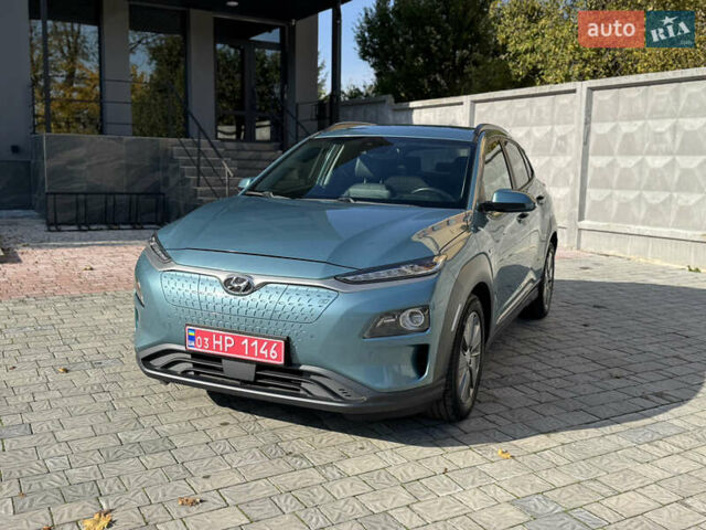 Синий Хендай Kona, объемом двигателя 0 л и пробегом 89 тыс. км за 16999 $, фото 1 на Automoto.ua