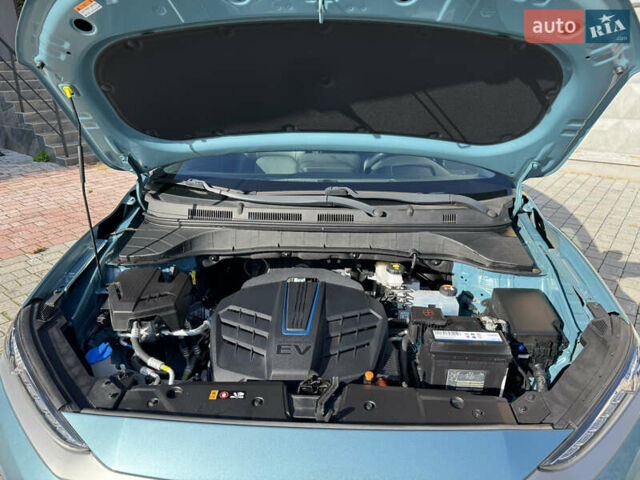 Синий Хендай Kona, объемом двигателя 0 л и пробегом 89 тыс. км за 16999 $, фото 41 на Automoto.ua