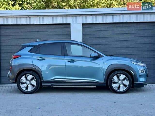 Синий Хендай Kona, объемом двигателя 0 л и пробегом 85 тыс. км за 17900 $, фото 21 на Automoto.ua
