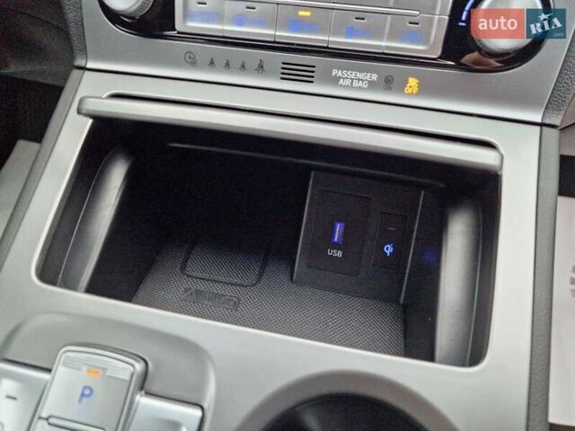 Синий Хендай Kona, объемом двигателя 0 л и пробегом 24 тыс. км за 17800 $, фото 36 на Automoto.ua