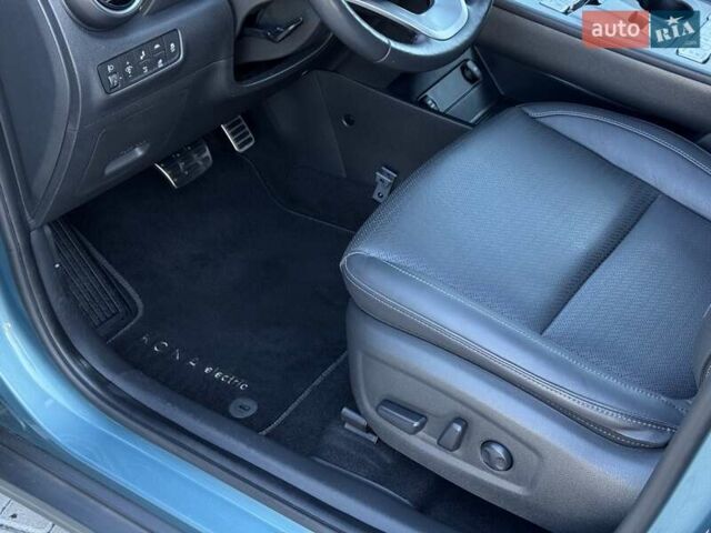 Синий Хендай Kona, объемом двигателя 0 л и пробегом 85 тыс. км за 17900 $, фото 47 на Automoto.ua