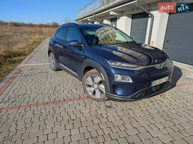 Синий Хендай Kona, объемом двигателя 0 л и пробегом 99 тыс. км за 18500 $, фото 3 на Automoto.ua