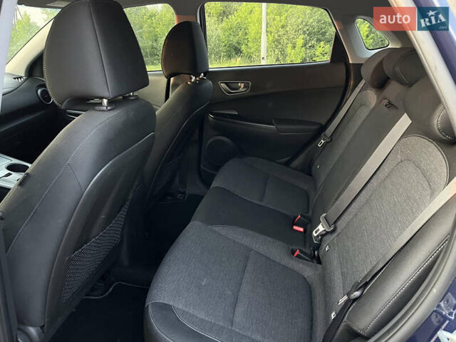 Синій Хендай Kona, об'ємом двигуна 0 л та пробігом 81 тис. км за 17000 $, фото 35 на Automoto.ua