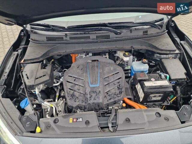 Синий Хендай Kona, объемом двигателя 0 л и пробегом 24 тыс. км за 17800 $, фото 4 на Automoto.ua