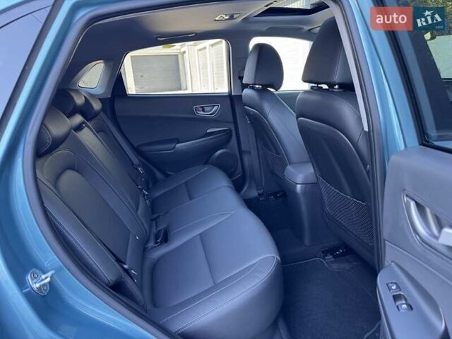 Синий Хендай Kona, объемом двигателя 0 л и пробегом 85 тыс. км за 17900 $, фото 72 на Automoto.ua