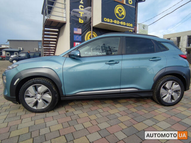 Синий Хендай Kona, объемом двигателя 64 л и пробегом 37 тыс. км за 19900 $, фото 3 на Automoto.ua