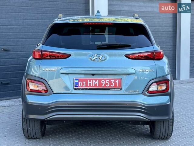 Синий Хендай Kona, объемом двигателя 0 л и пробегом 85 тыс. км за 17900 $, фото 17 на Automoto.ua