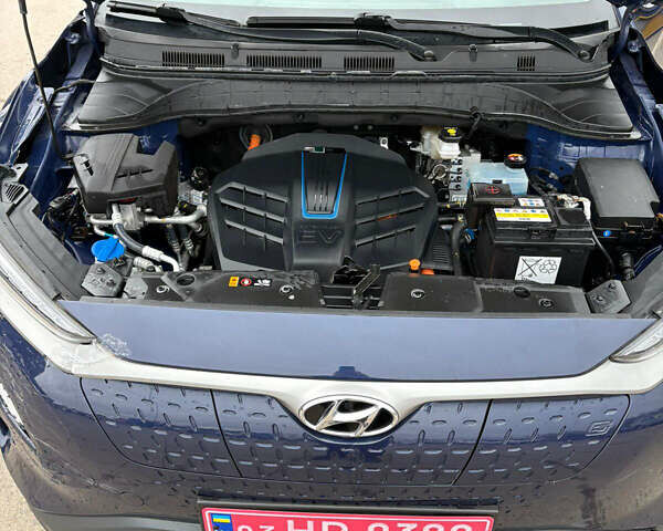 Синий Хендай Kona, объемом двигателя 0 л и пробегом 123 тыс. км за 15599 $, фото 14 на Automoto.ua