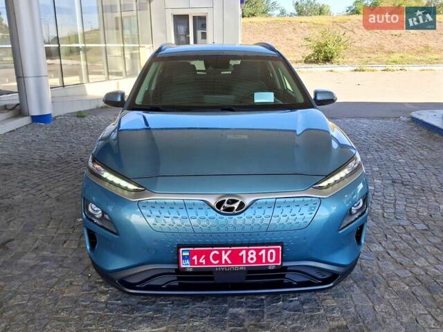 Синий Хендай Kona, объемом двигателя 0 л и пробегом 104 тыс. км за 18500 $, фото 4 на Automoto.ua