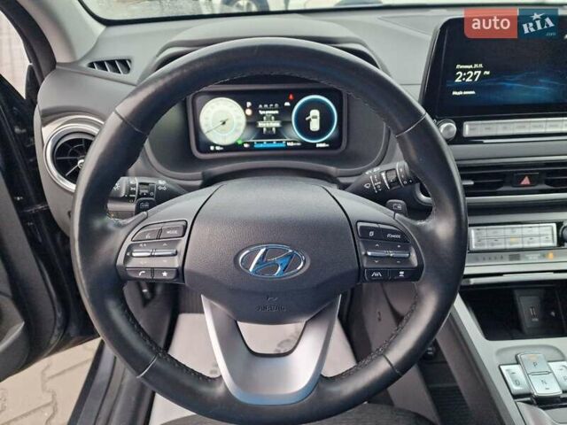 Синий Хендай Kona, объемом двигателя 0 л и пробегом 24 тыс. км за 17800 $, фото 25 на Automoto.ua