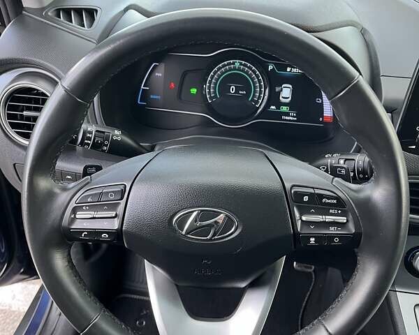 Синий Хендай Kona, объемом двигателя 0 л и пробегом 114 тыс. км за 17950 $, фото 30 на Automoto.ua