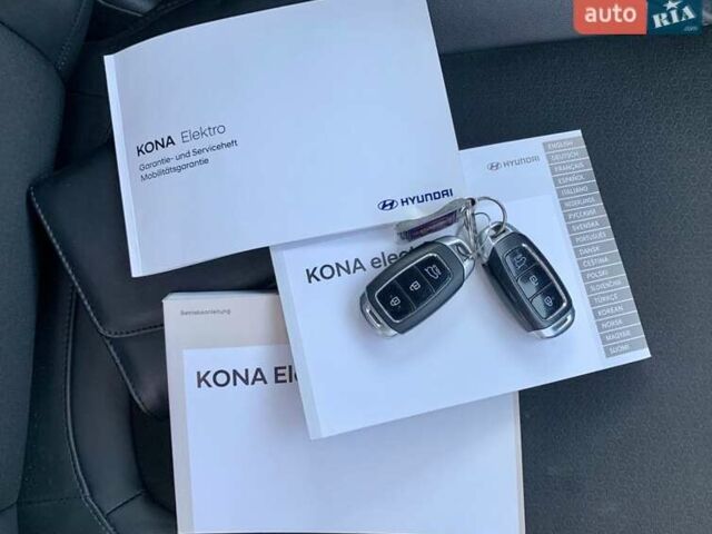 Синий Хендай Kona, объемом двигателя 0 л и пробегом 99 тыс. км за 18500 $, фото 16 на Automoto.ua