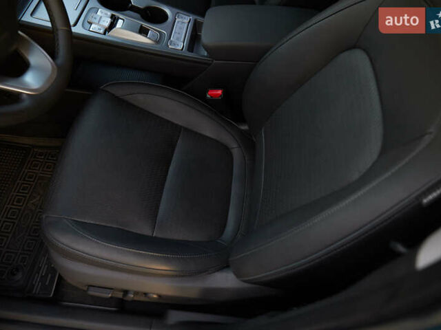 Синий Хендай Kona, объемом двигателя 0 л и пробегом 19 тыс. км за 34500 $, фото 23 на Automoto.ua