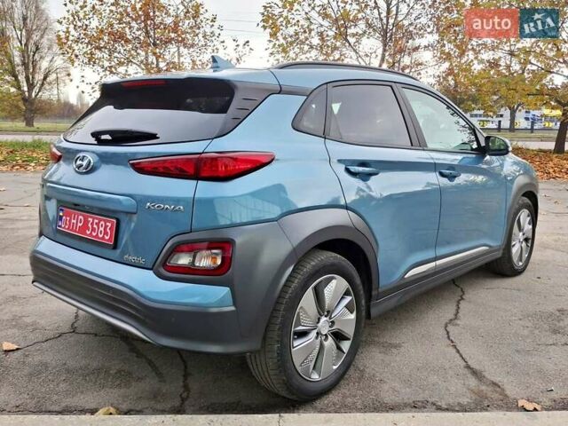Синий Хендай Kona, объемом двигателя 0 л и пробегом 105 тыс. км за 18600 $, фото 7 на Automoto.ua