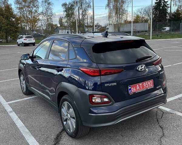 Синий Хендай Kona, объемом двигателя 0 л и пробегом 114 тыс. км за 17950 $, фото 15 на Automoto.ua