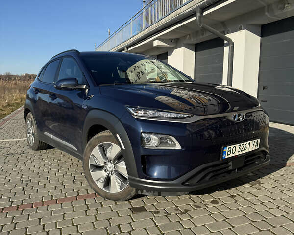 Синий Хендай Kona, объемом двигателя 0 л и пробегом 99 тыс. км за 18500 $, фото 4 на Automoto.ua