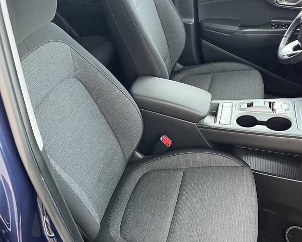 Синий Хендай Kona, объемом двигателя 0 л и пробегом 114 тыс. км за 17950 $, фото 26 на Automoto.ua