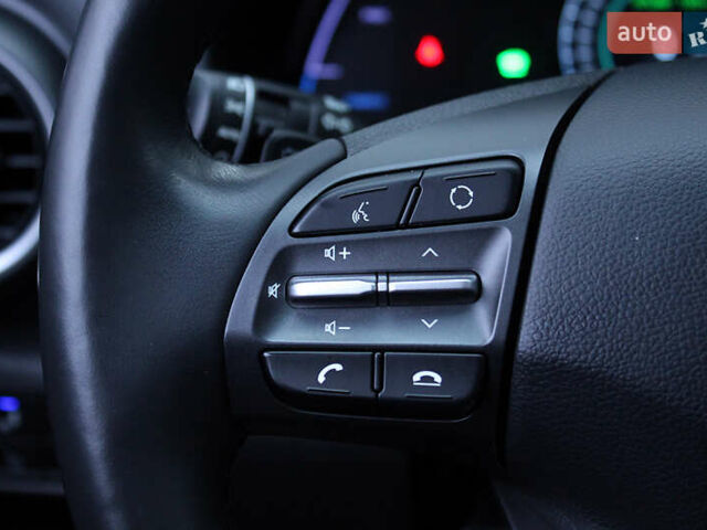 Синий Хендай Kona, объемом двигателя 0 л и пробегом 51 тыс. км за 19300 $, фото 18 на Automoto.ua