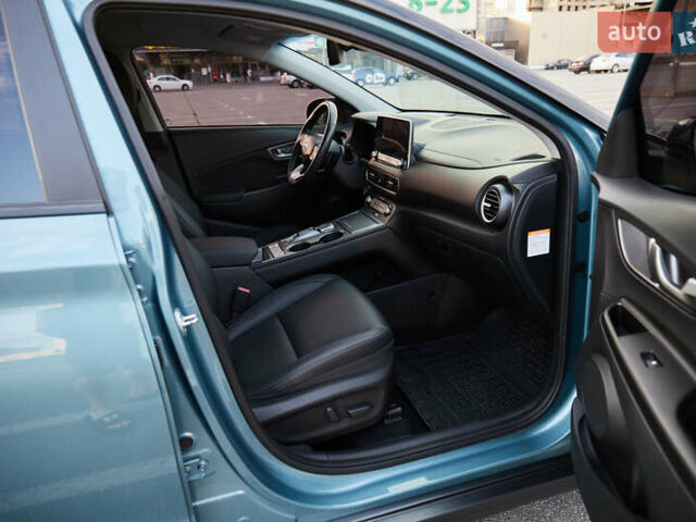 Синий Хендай Kona, объемом двигателя 0 л и пробегом 19 тыс. км за 34500 $, фото 26 на Automoto.ua