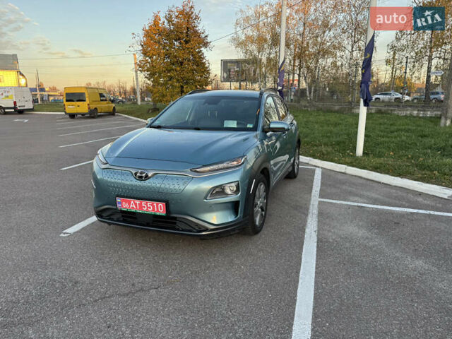 Синий Хендай Kona, объемом двигателя 0 л и пробегом 147 тыс. км за 17500 $, фото 2 на Automoto.ua