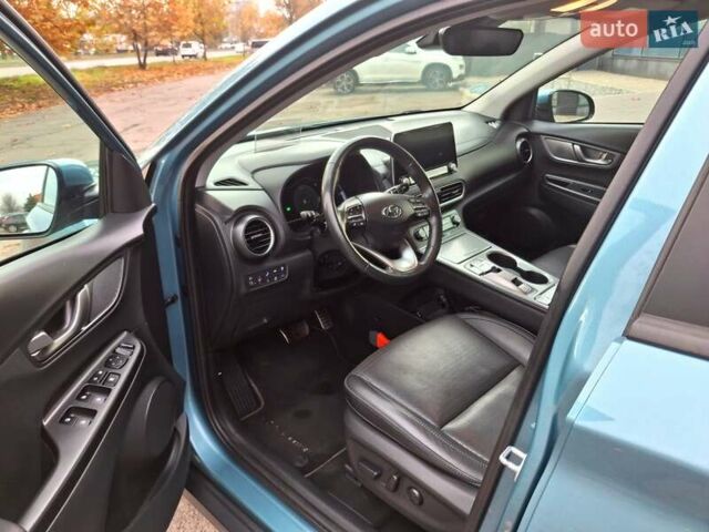 Синий Хендай Kona, объемом двигателя 0 л и пробегом 105 тыс. км за 18600 $, фото 15 на Automoto.ua