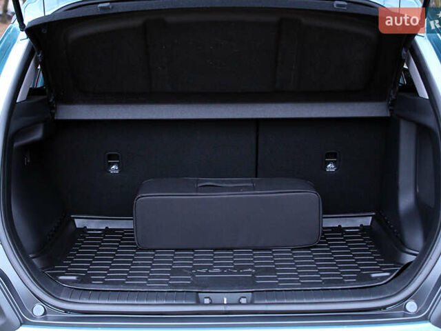 Синий Хендай Kona, объемом двигателя 0 л и пробегом 51 тыс. км за 19300 $, фото 39 на Automoto.ua