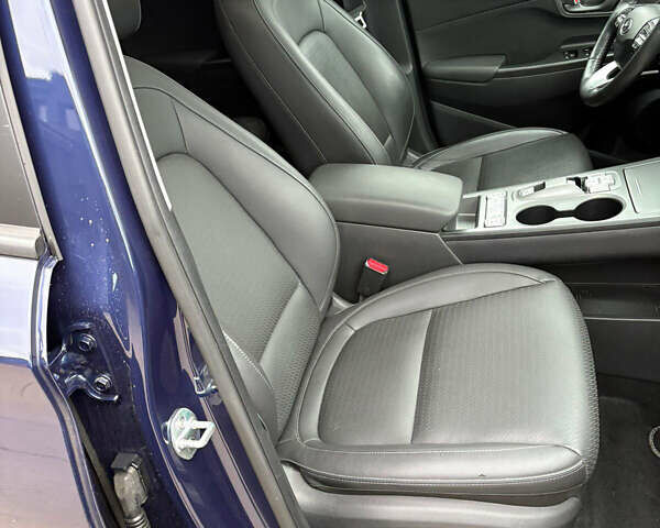 Синий Хендай Kona, объемом двигателя 0 л и пробегом 123 тыс. км за 15599 $, фото 21 на Automoto.ua