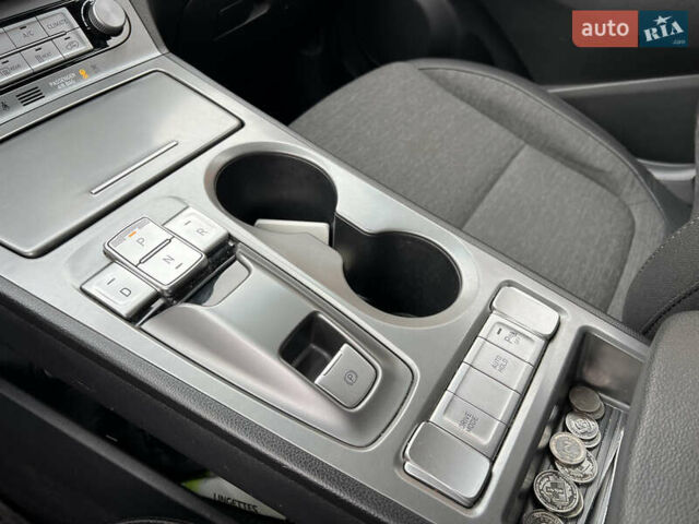 Синий Хендай Kona, объемом двигателя 0 л и пробегом 70 тыс. км за 14800 $, фото 14 на Automoto.ua