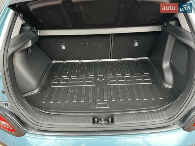 Синій Хендай Kona, об'ємом двигуна 0 л та пробігом 60 тис. км за 19500 $, фото 24 на Automoto.ua