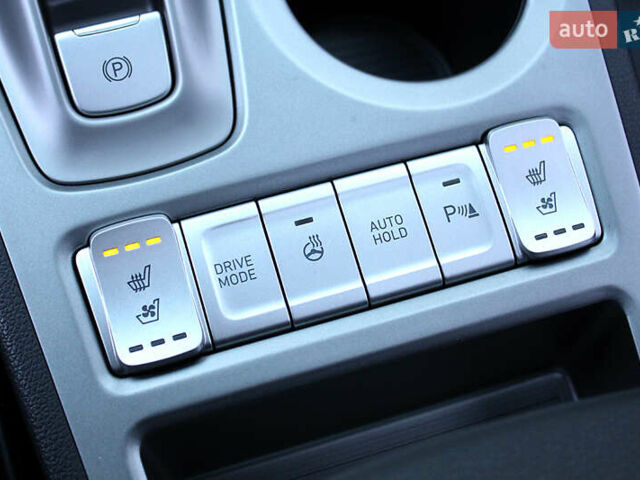 Синий Хендай Kona, объемом двигателя 0 л и пробегом 51 тыс. км за 19300 $, фото 26 на Automoto.ua