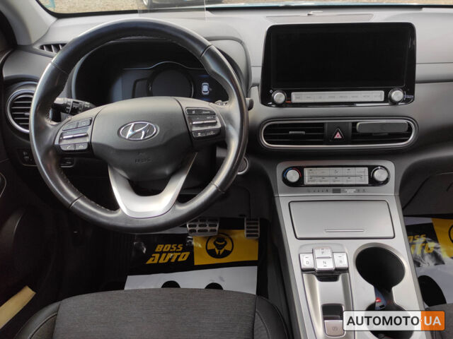 Синий Хендай Kona, объемом двигателя 64 л и пробегом 37 тыс. км за 19900 $, фото 16 на Automoto.ua