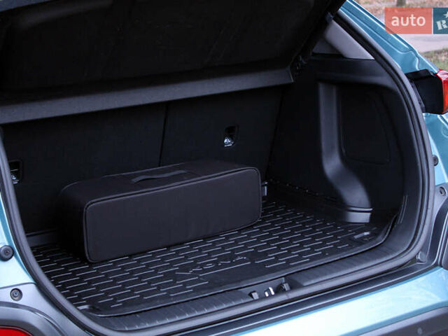 Синий Хендай Kona, объемом двигателя 0 л и пробегом 51 тыс. км за 19300 $, фото 40 на Automoto.ua