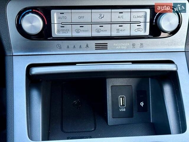 Синий Хендай Kona, объемом двигателя 0 л и пробегом 105 тыс. км за 17200 $, фото 34 на Automoto.ua