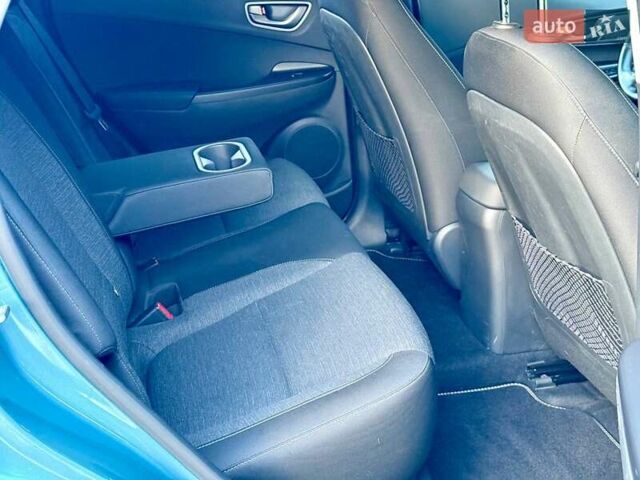 Синий Хендай Kona, объемом двигателя 0 л и пробегом 105 тыс. км за 17200 $, фото 25 на Automoto.ua