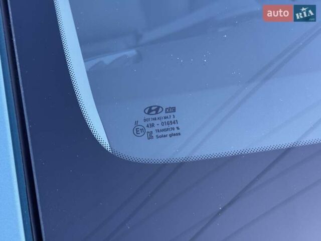 Синий Хендай Kona, объемом двигателя 0 л и пробегом 85 тыс. км за 17900 $, фото 35 на Automoto.ua